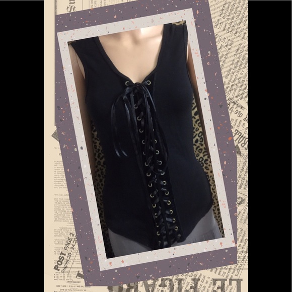 RECTANGLE BLANC PARIS BLACK CORSET TOP - Picture 1 of 7